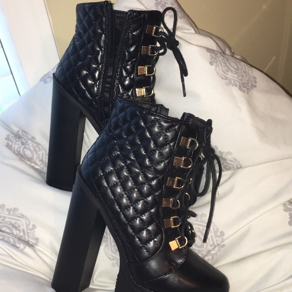 Black combat style ankle boot!